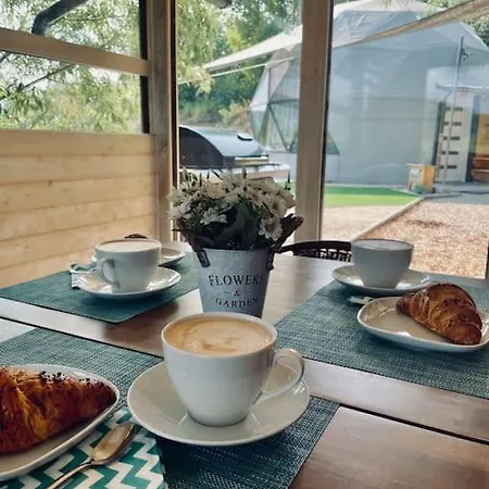 Domeglamping At Fishinglake Ságvár