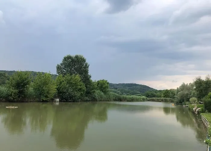 בית נופש Domeglamping At Fishinglake *