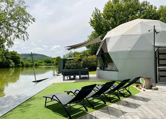 Semesterbostad Domeglamping At Fishinglake *
