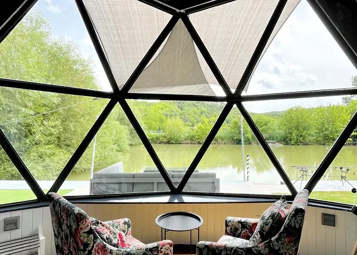 Domeglamping At Fishinglake Semesterbostad Ságvár
