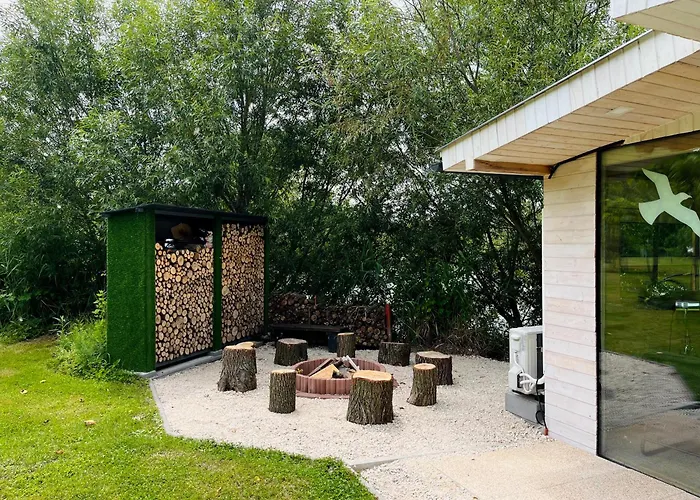 Domeglamping At Fishinglake * Ságvár